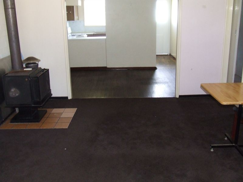 42 Herbert Road, York WA 6302