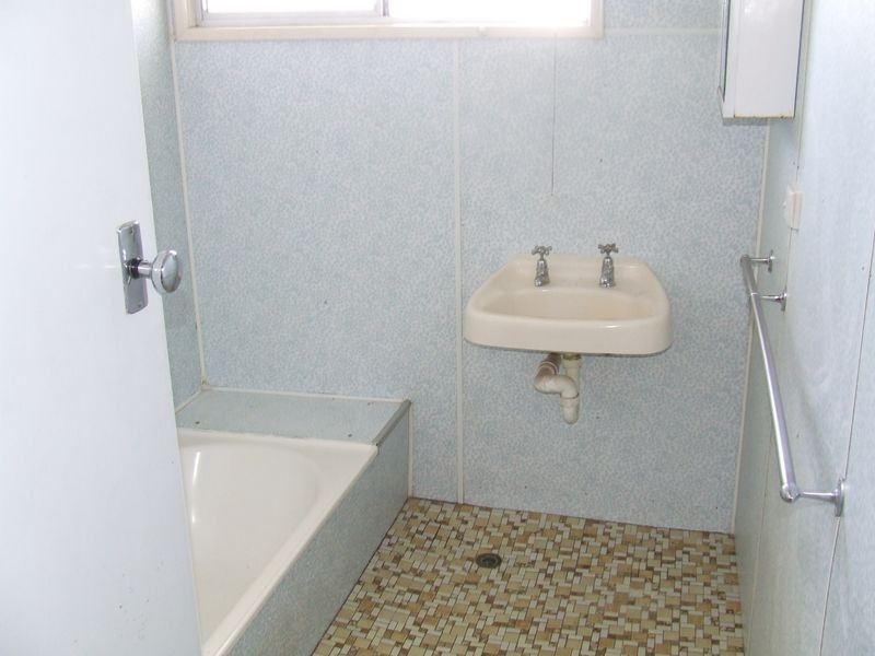 42 Herbert Road, York WA 6302