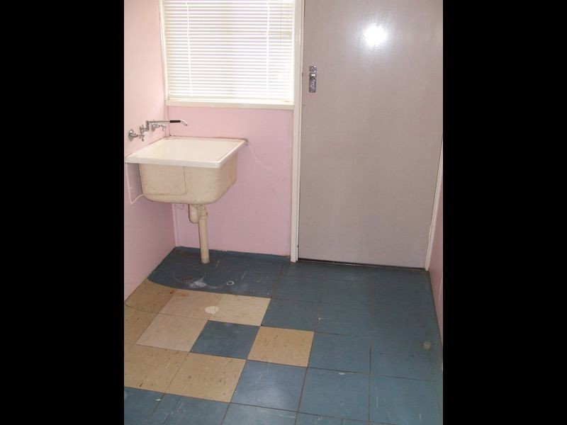 42 Herbert Road, York WA 6302