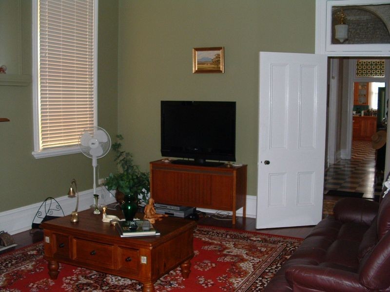 96 Lukin Street, Beverley WA 6304