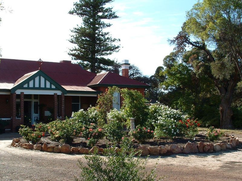 96 Lukin Street, Beverley WA 6304