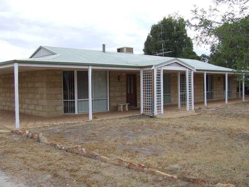 35 Bland Road, York WA 6302