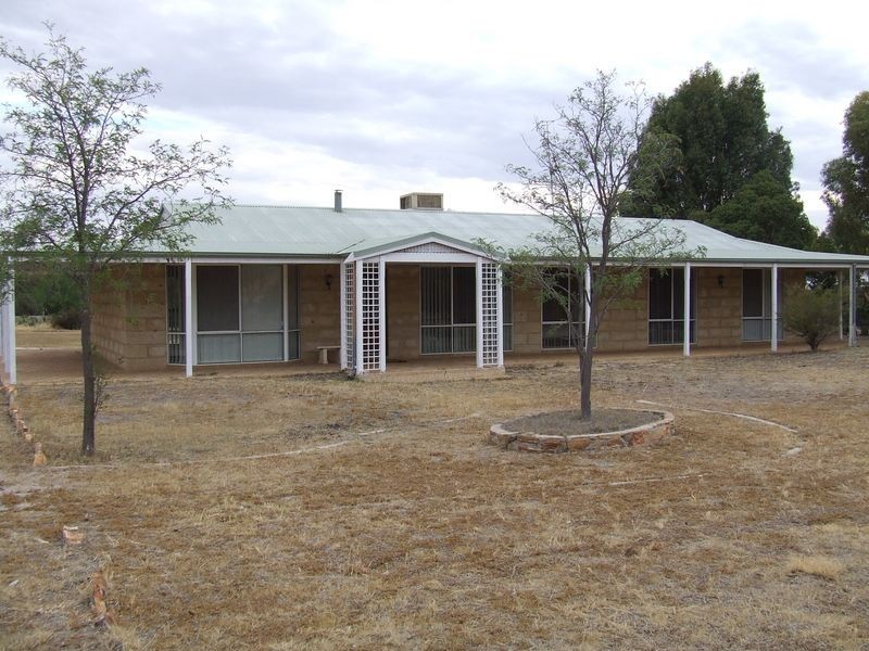 35 Bland Road, York WA 6302