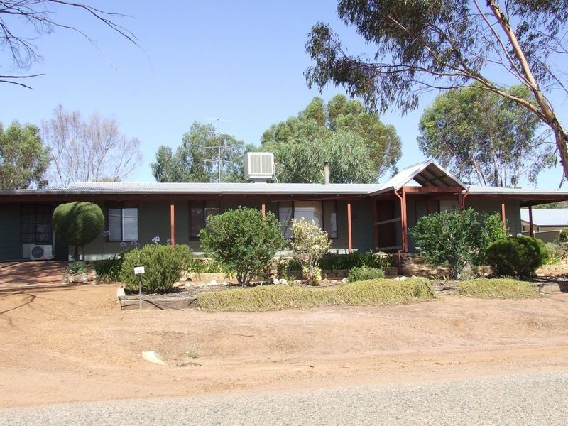 68 Newcastle Street, York WA 6302