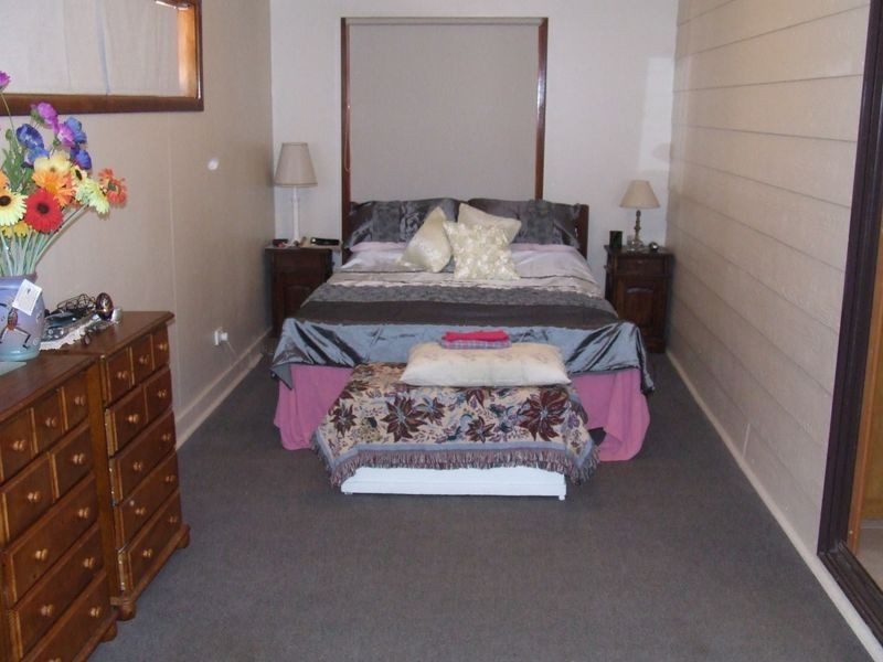 68 Newcastle Street, York WA 6302