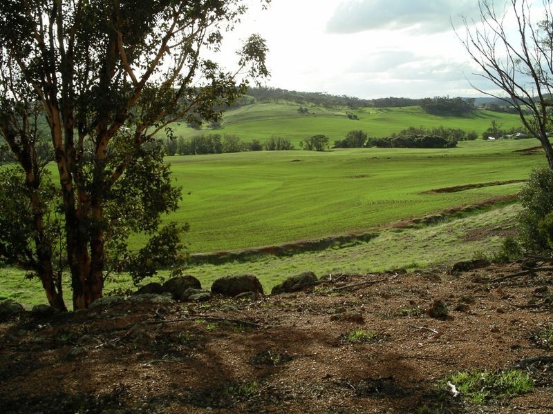 204 Myanarra Road, York WA 6302