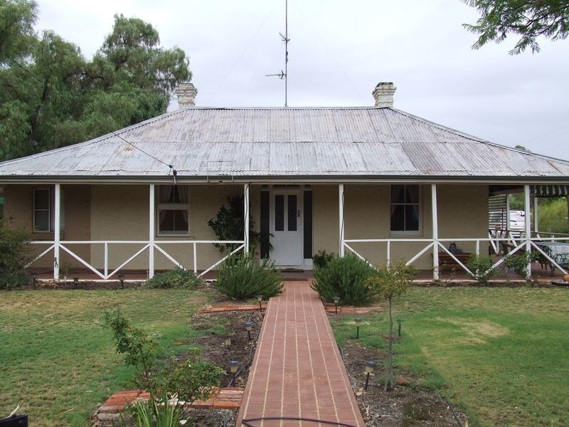 30 Ulster Rd, York WA 6302