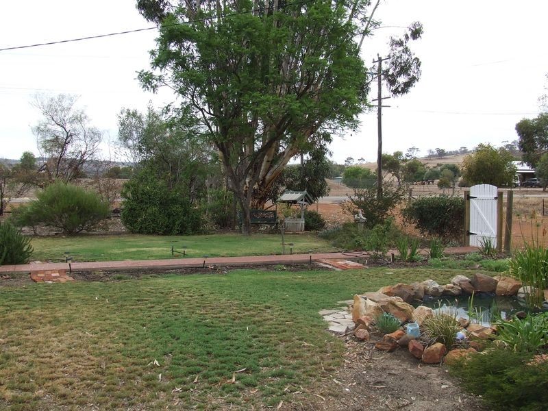 30 Ulster Rd, York WA 6302