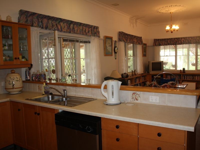 23 Henrietta Street, York WA 6302