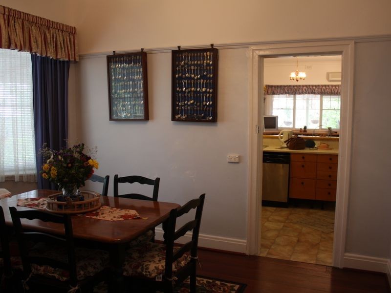 23 Henrietta Street, York WA 6302