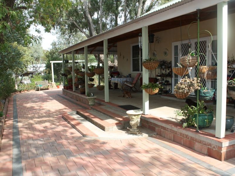 23 Henrietta Street, York WA 6302