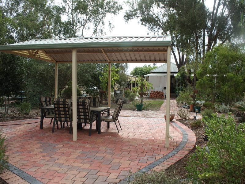 23 Henrietta Street, York WA 6302