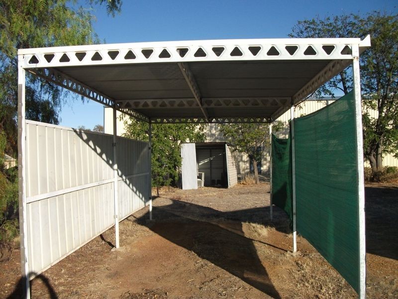 33 Henrietta Street, York WA 6302