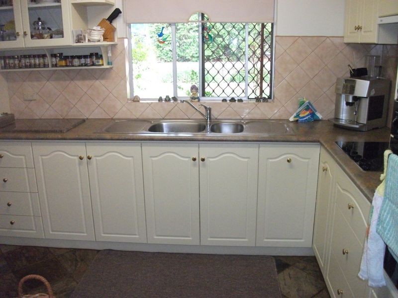 13 Maud Street, York WA 6302