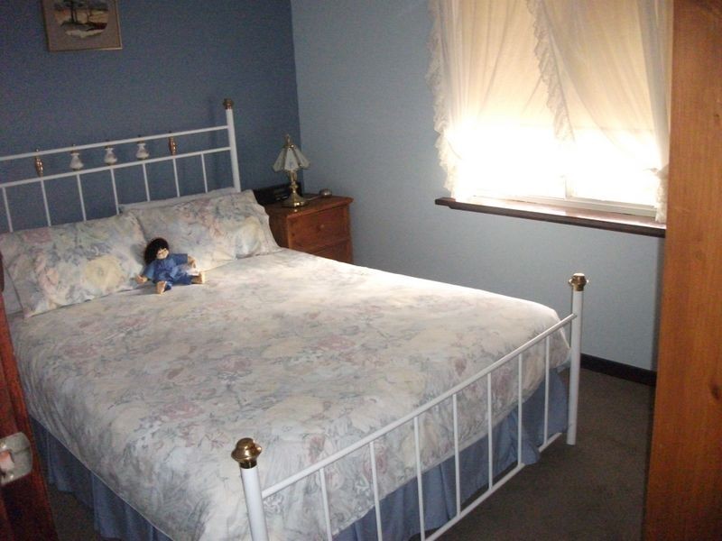 13 Maud Street, York WA 6302