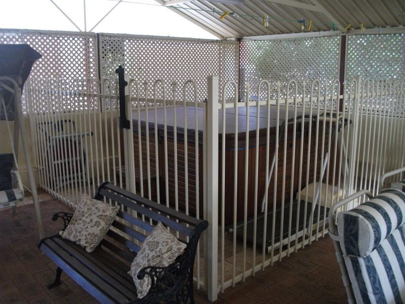 13 Maud Street, York WA 6302