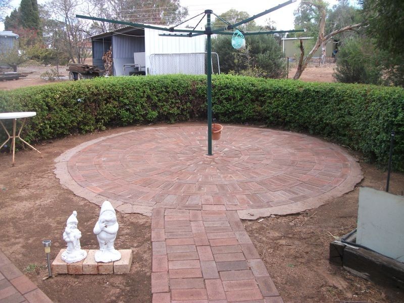 13 Maud Street, York WA 6302