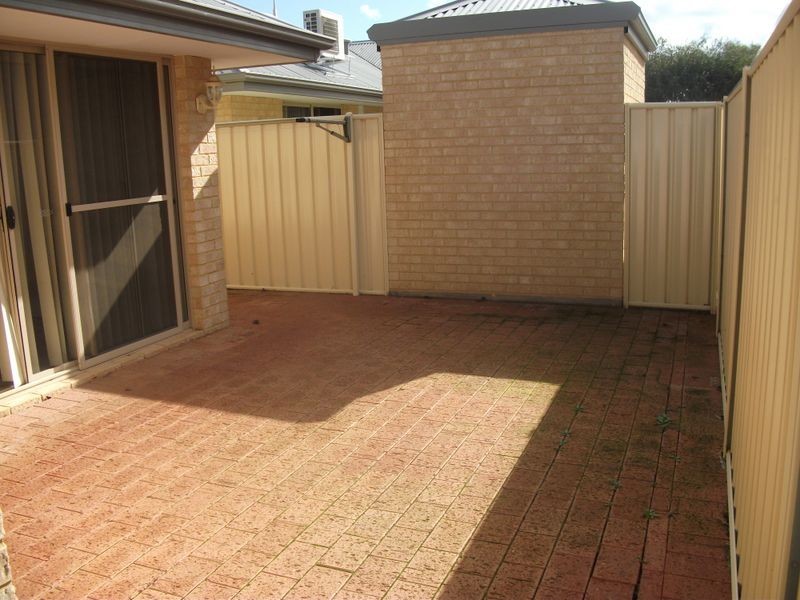 7/9 Joaquina Street, York WA 6302