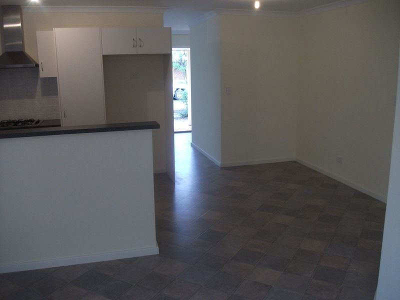 1/9 Joaquina Street, York WA 6302