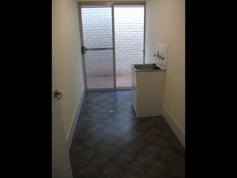 1/9 Joaquina Street, York WA 6302