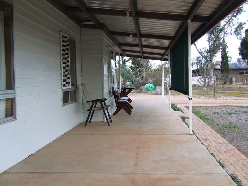 272 Avon Terrace, York WA 6302