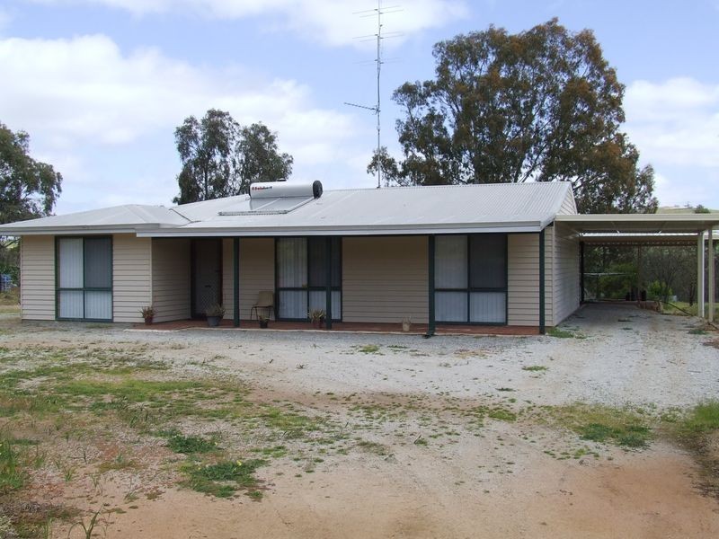 2017 Top Beverley Road, York WA 6302