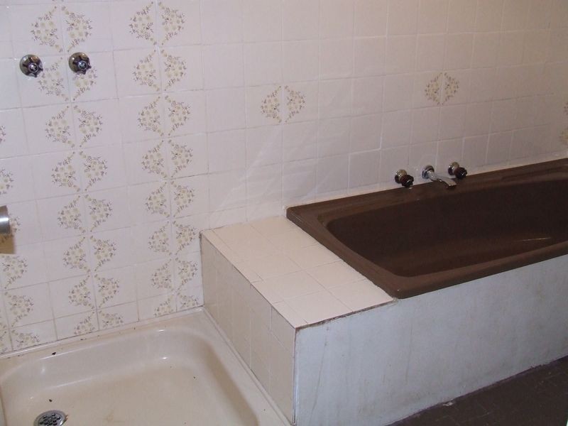 7 Lee Crescent, York WA 6302