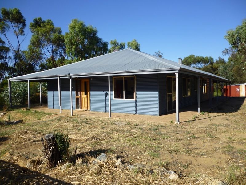 58 Bartram Street, Beverley WA 6304