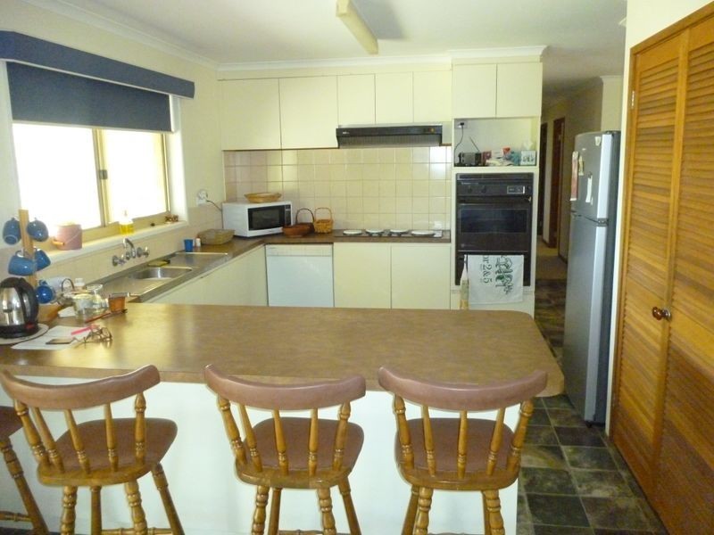 42 Osnaburg Road, York WA 6302