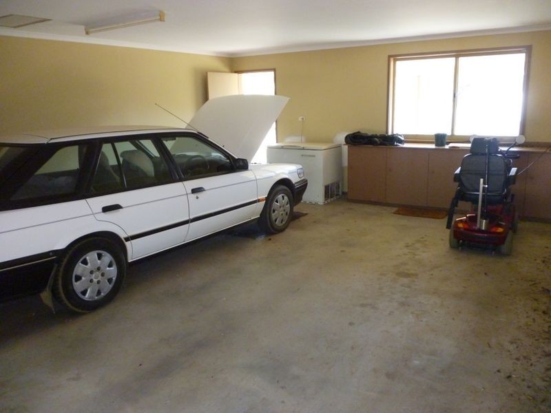 42 Osnaburg Road, York WA 6302