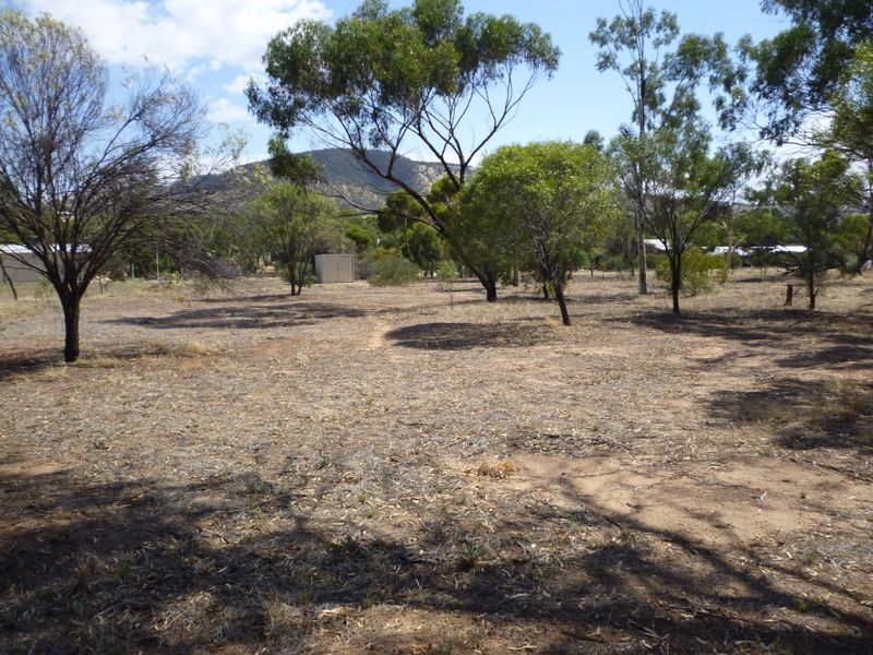 42 Osnaburg Road, York WA 6302