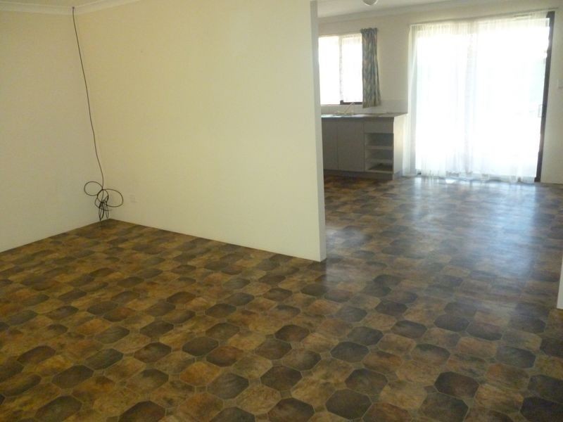 8/2 Eighth Road, York WA 6302