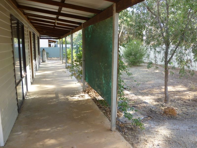 8/2 Eighth Road, York WA 6302