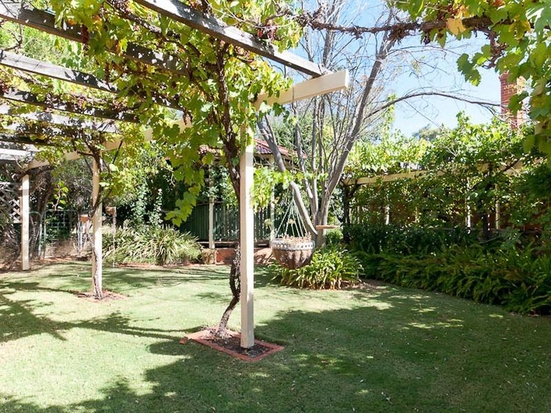 22 Avon Terrace, York WA 6302