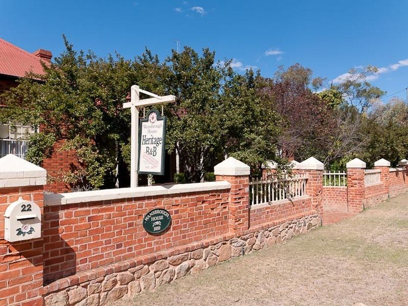 22 Avon Terrace, York WA 6302