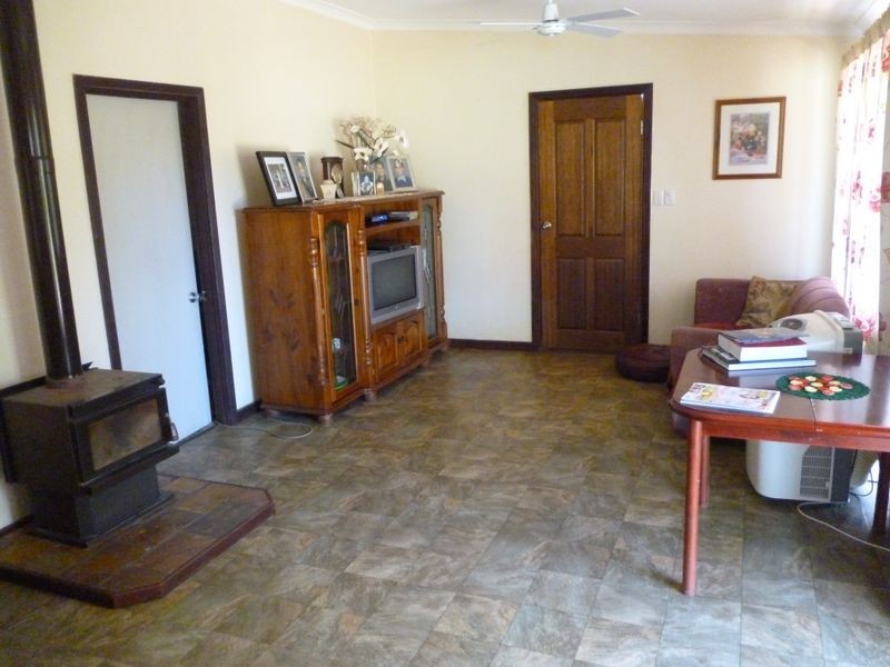 31 & 33 Pelham Street, York WA 6302