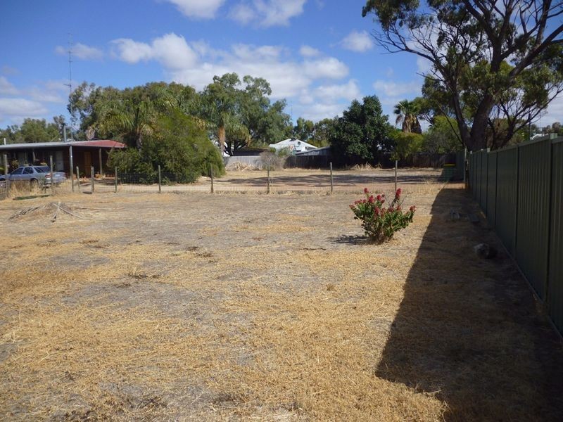 31 & 33 Pelham Street, York WA 6302