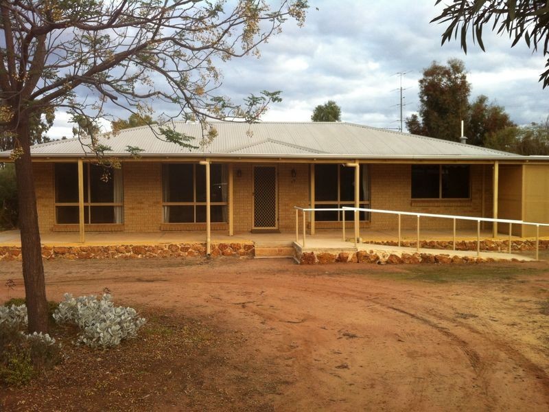 19 Bland Road, York WA 6302