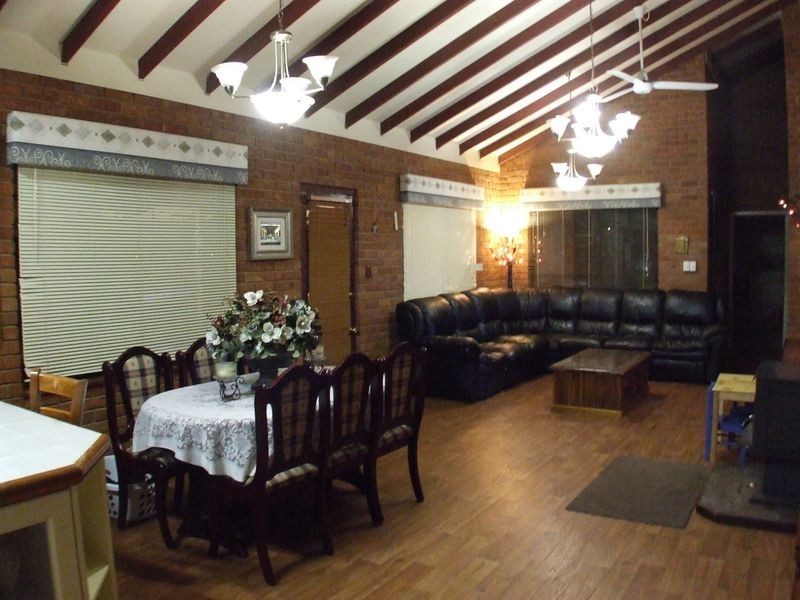 37 Tenth Road, York WA 6302