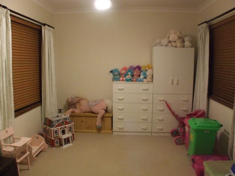 37 Tenth Road, York WA 6302