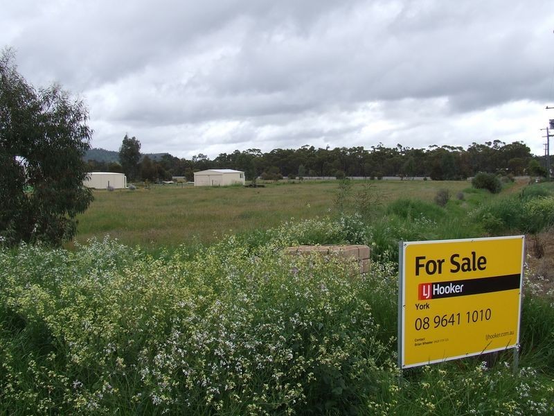 4 Tenth Road, York WA 6302