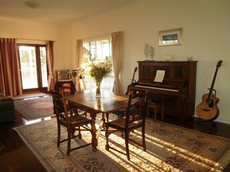204 Cut Hill Road, Balladong WA 6302