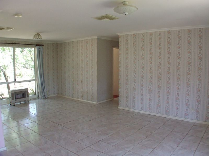 13 Glass Court, York WA 6302