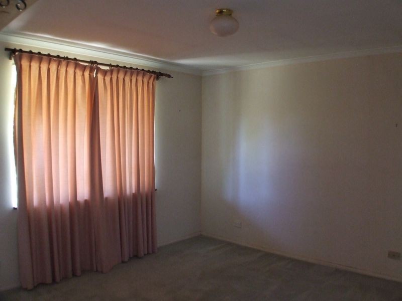 13 Glass Court, York WA 6302