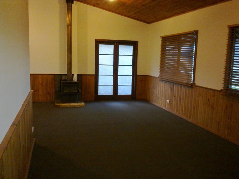 64 Cowan Road, York WA 6302