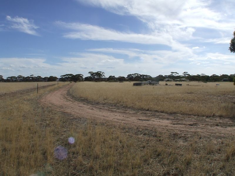 23 Parker Road, York WA 6302