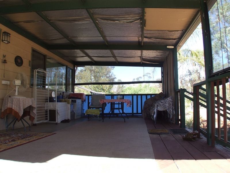 9 Ninth Road, York WA 6302