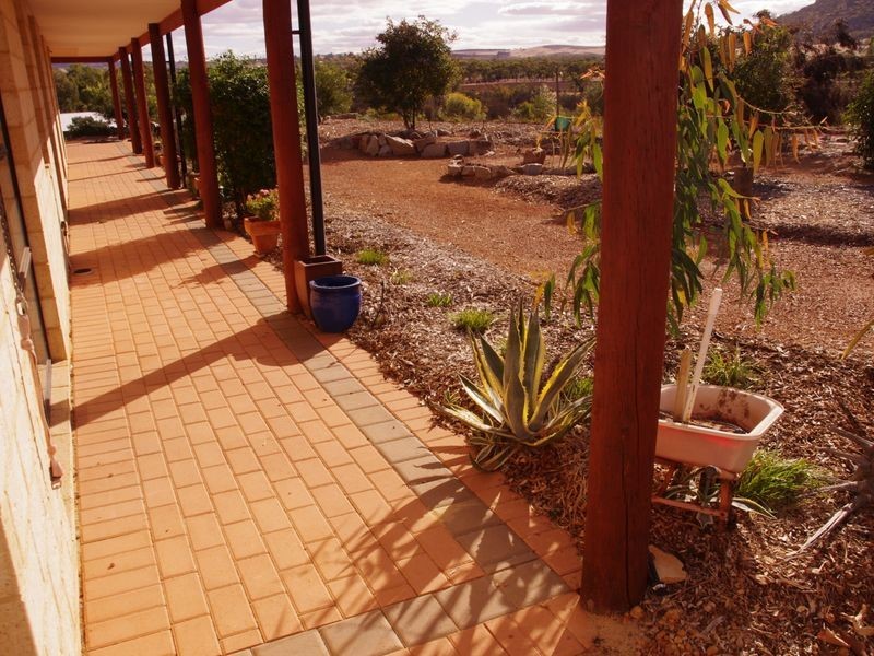 164 Newcastle Street, York WA 6302