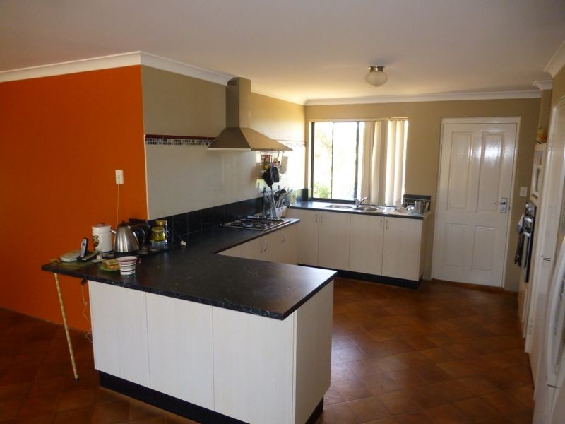 164 Newcastle Street, York WA 6302