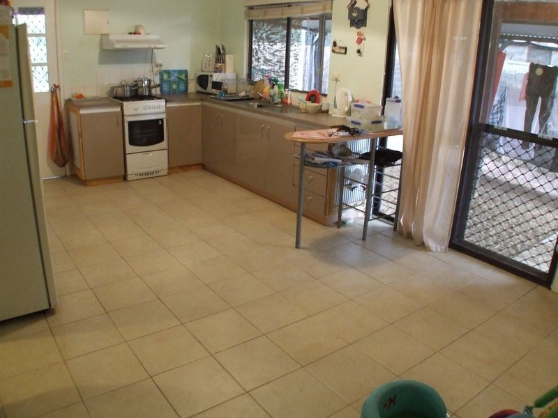 9/2 Eighth Road, York WA 6302